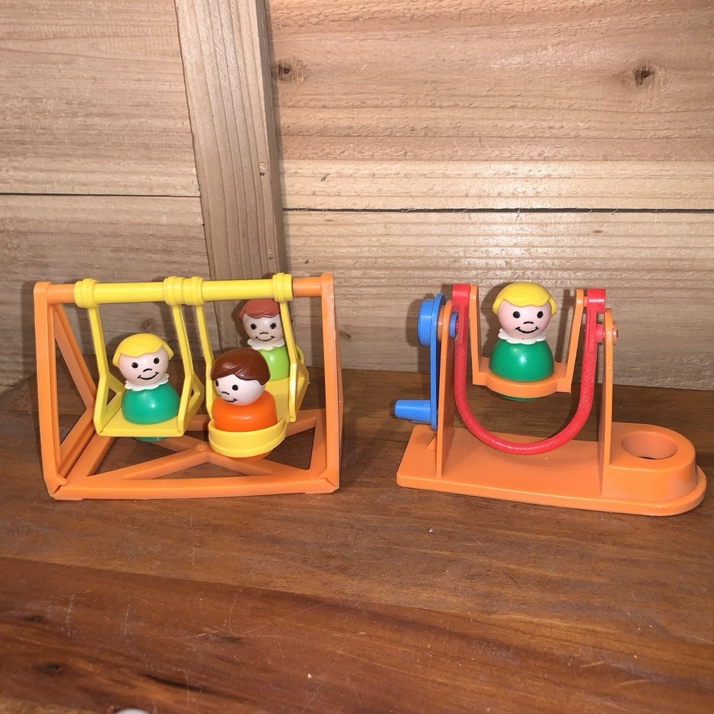 VTG Fisher Price Little People Playground Swing Set & Jump Rope With 4 Figurines